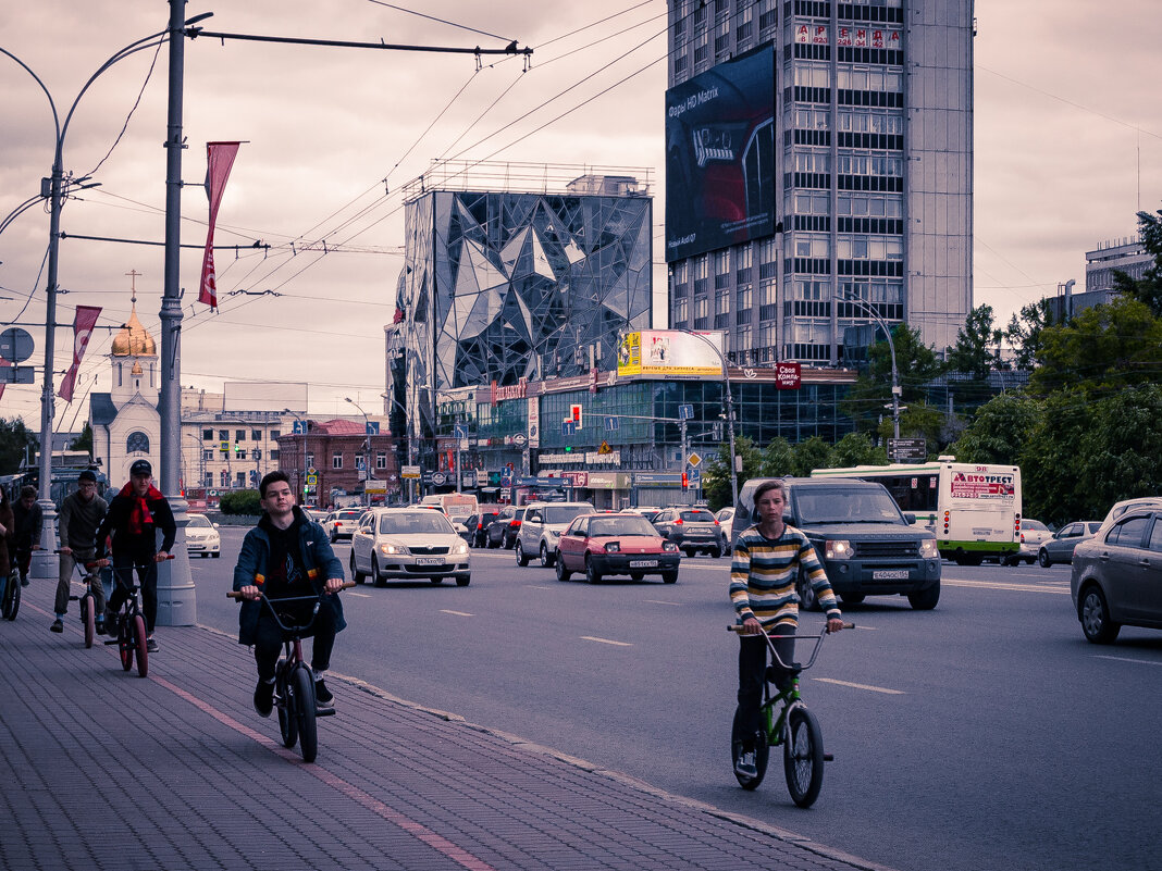 На улицах города - Елена Берсенёва