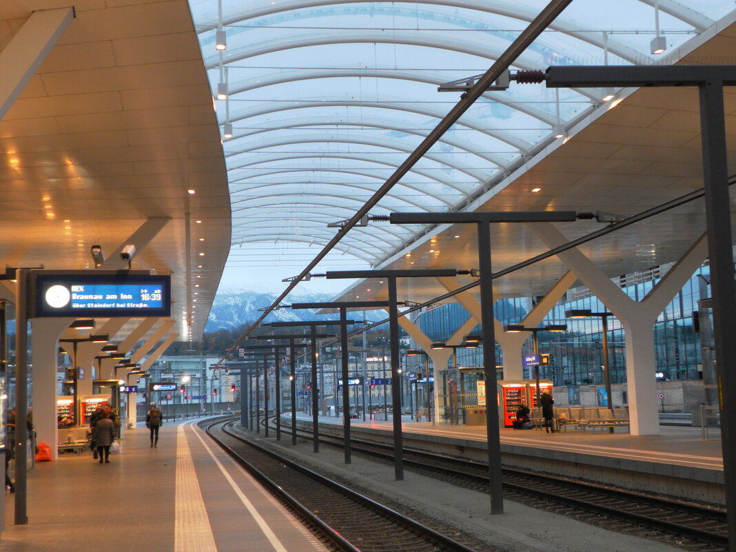 Центральный вокзал Зальцбурга (Salzburg Hauptbahnhof) - Галина 