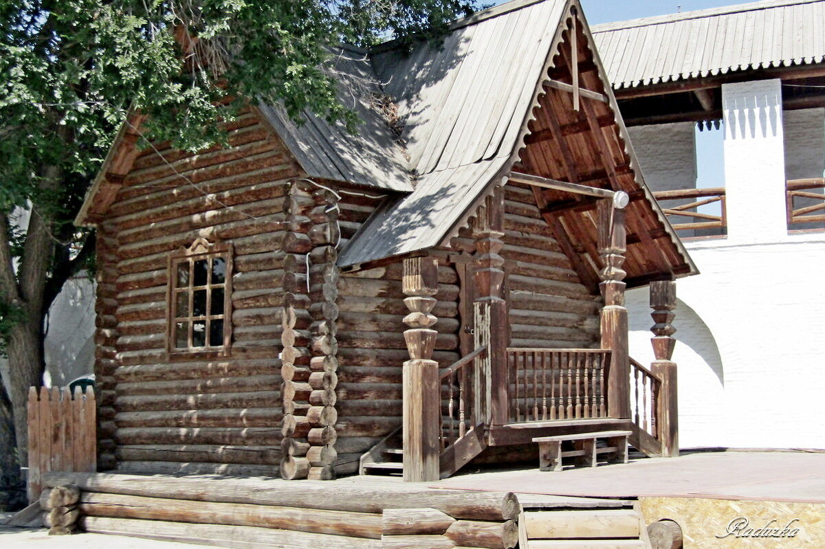 Повернись, избушка, другой стороной - Raduzka (Надежда Веркина)