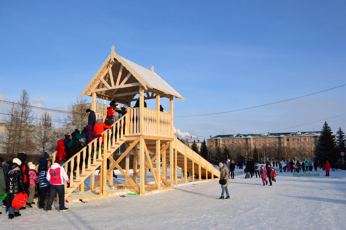 Был день прогулки по зиме в городе - Вадим Поботаев