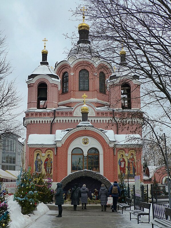 Церковь иконы Божией Матери Знамение в Ховрино - Лидия Бусурина