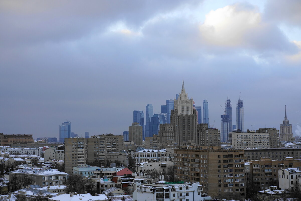 Вид на здание МИД и Москва-Сити - Иван Литвинов