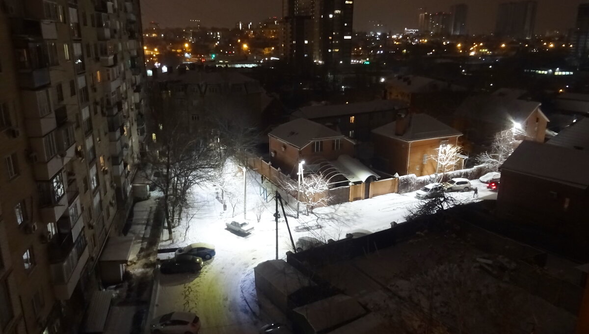 В нашем городе снег... - Татьяна Р 