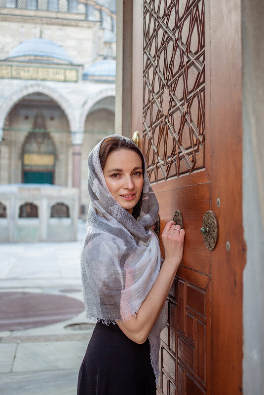В мечети Сулеймание - Ирина Лепнёва
