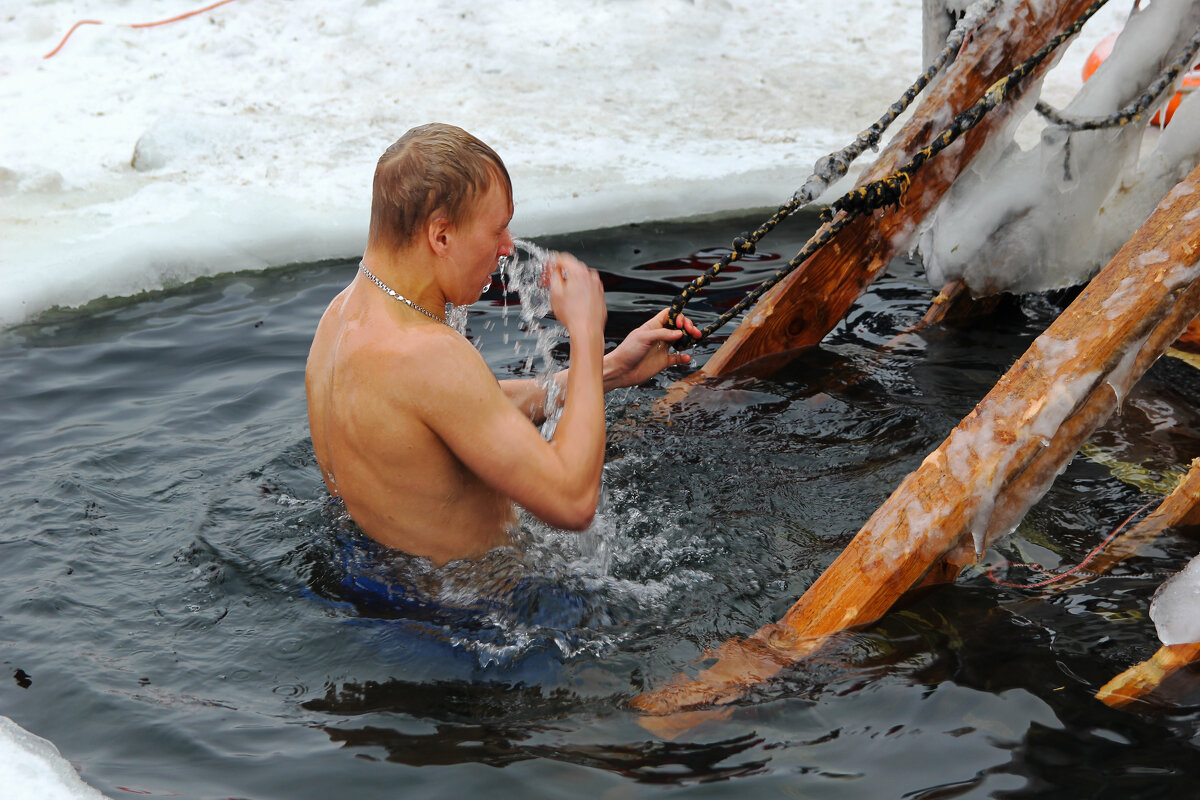 Крещенские купания в Санкт-Петербурге - skijumper Иванов