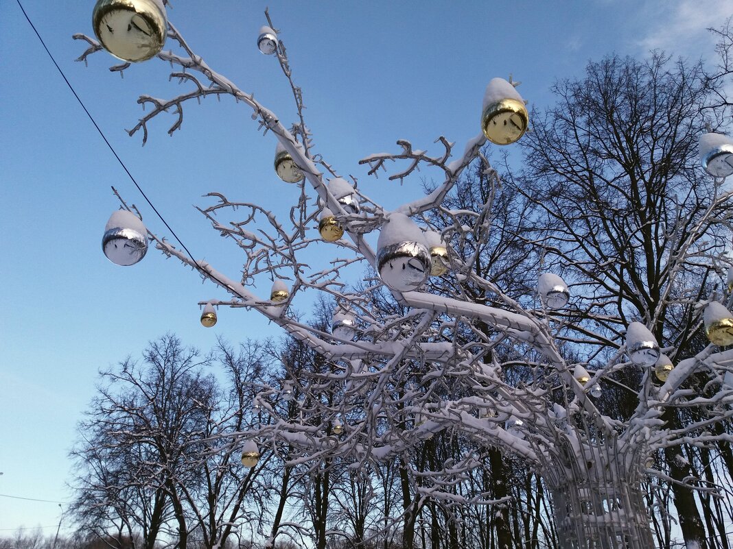 Дерево с фонариками - Galina Solovova