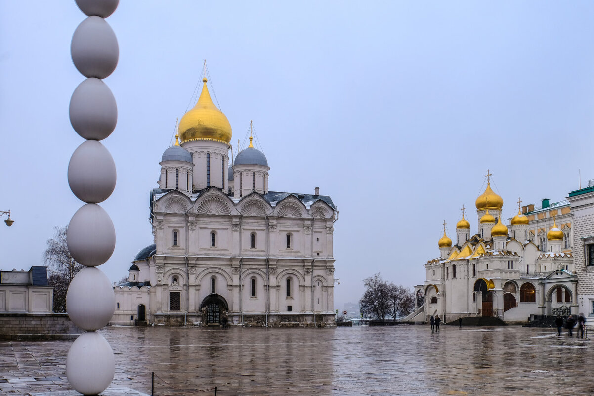 "сосиска" на Соборной Площади Московского Кремля - Георгий А