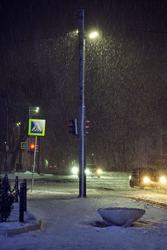 " Такого снегопада..." - Константин Бобинский