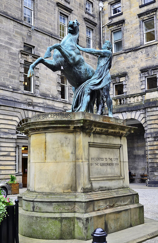 Александр и Буцефал. Скульптура, подаренная Эдинбургу в 1884 г. - Тамара Бедай 