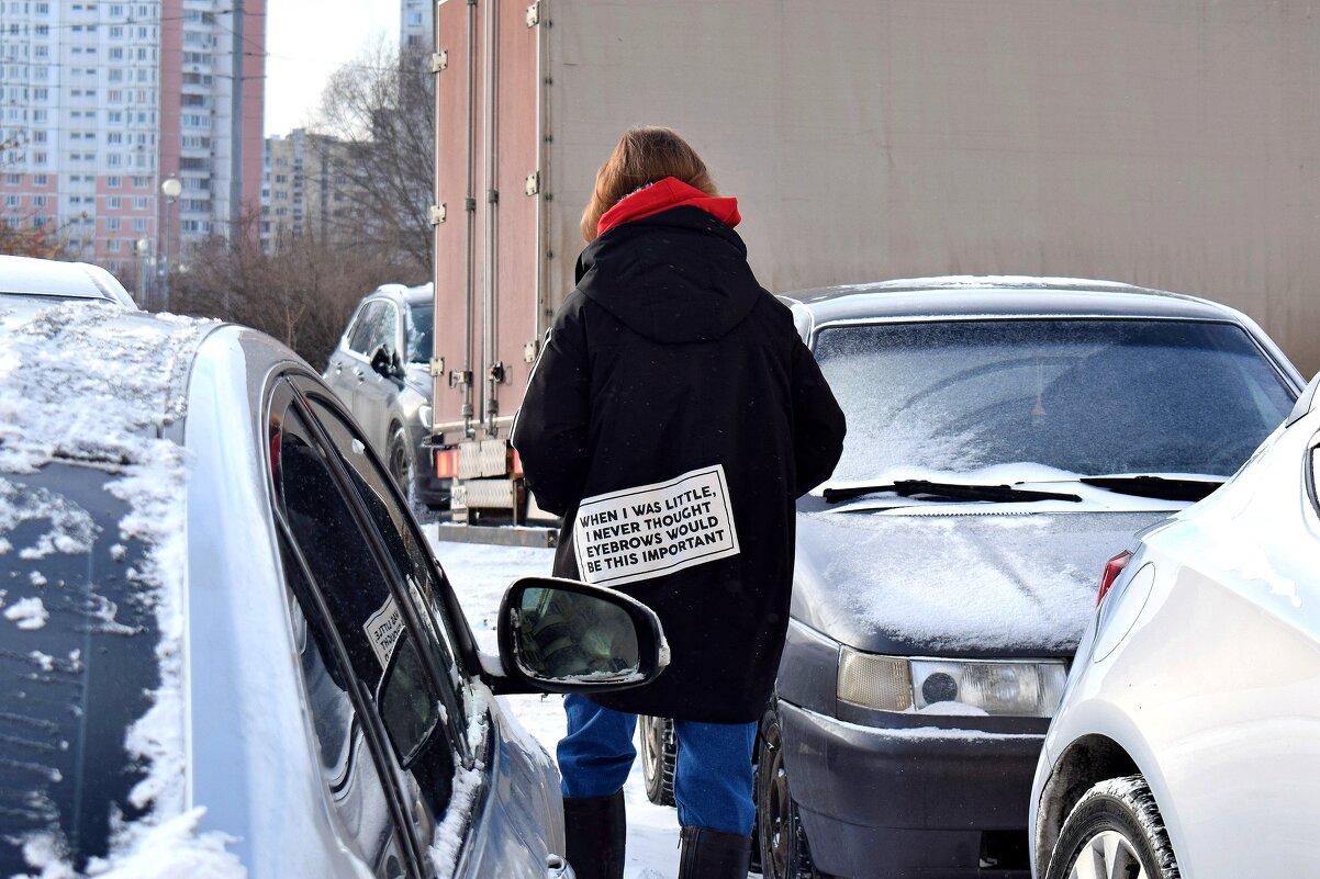 " Когда я была маленькой, я никогда не думала, что брови будут так важны" - Татьяна Помогалова