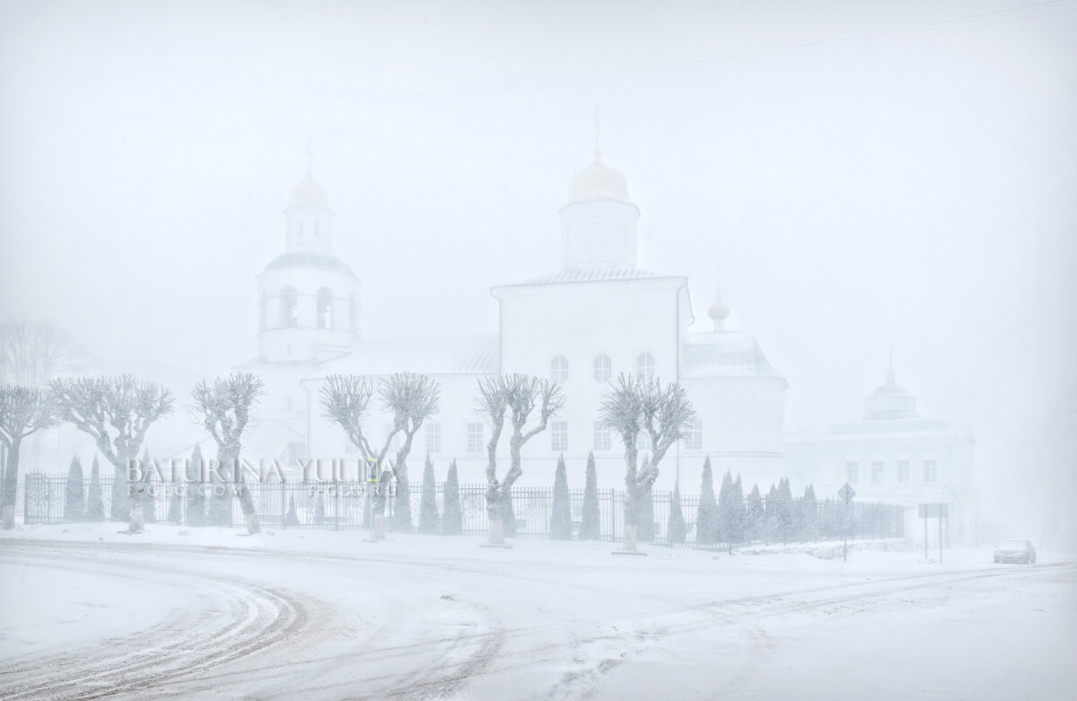 Воскресенский монастырь в метель - Юлия Батурина