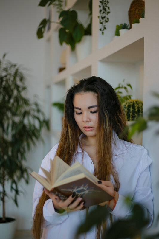 Книжный червь - Добрый Фотограф