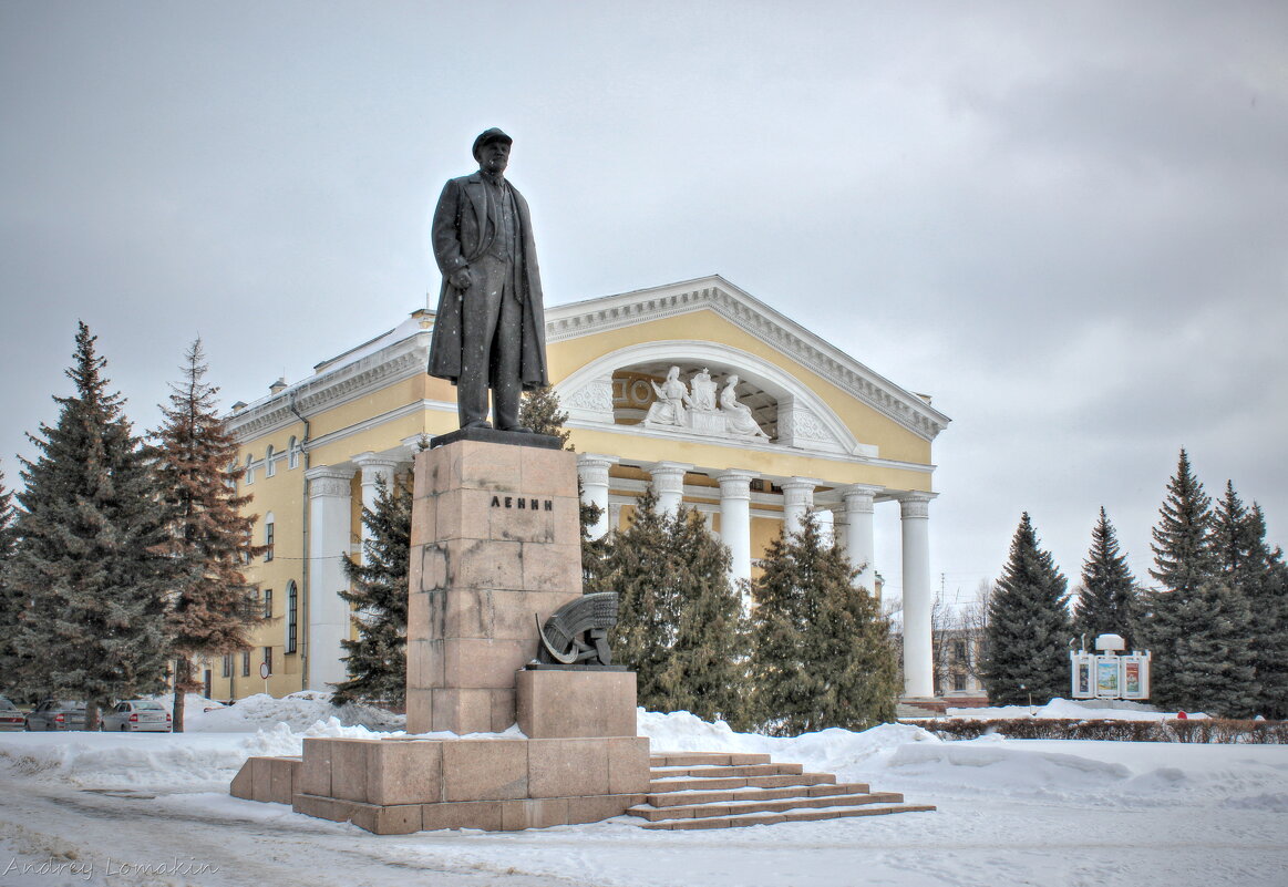Памятник Ленину - Andrey Lomakin