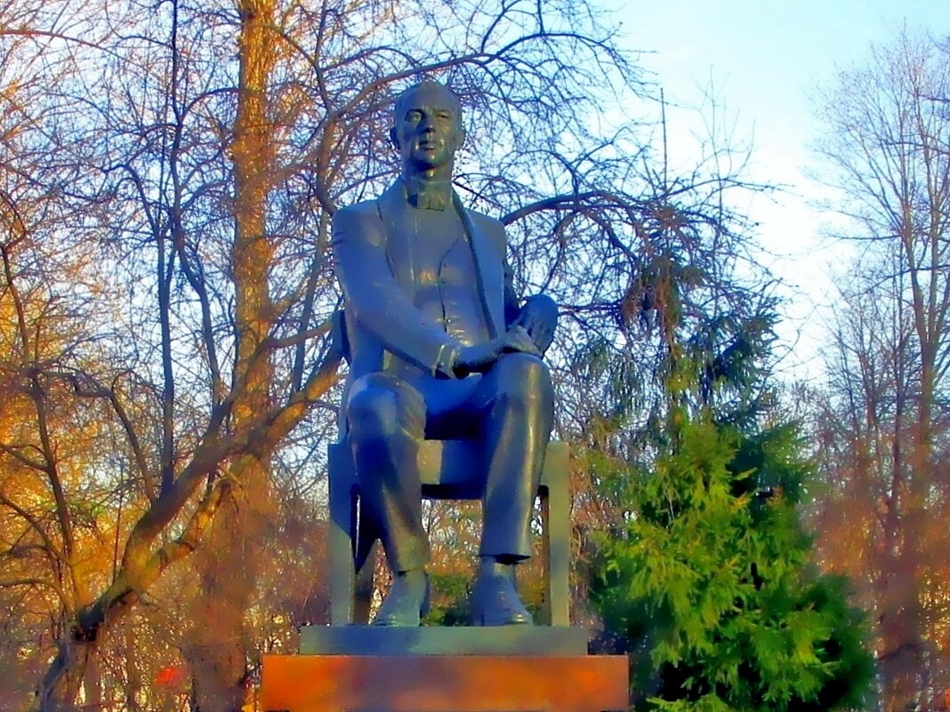 Памятник С.В. Рахманинову  в Москве - Ольга Довженко