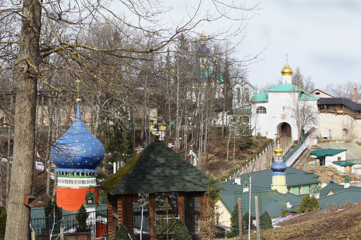 Псково-Печерский монастырь - Зуев Геннадий 