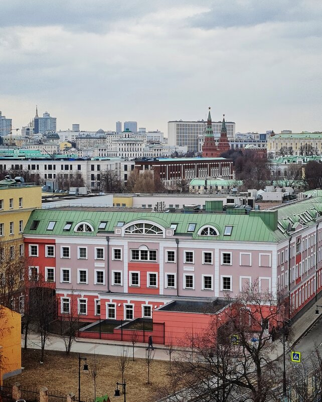 Москва. Храм Воскресения Христова в Кадашах. Вид с колокольни. - Надежда Лаптева