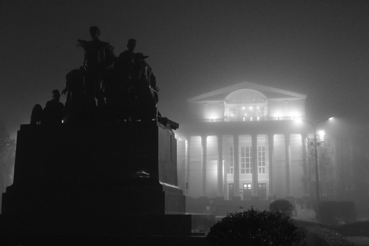 Царицынская опера в тумане. - ЛЮБОВЬ ВИТТ 