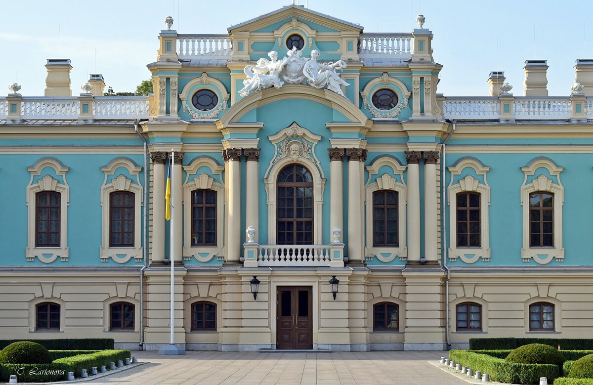 Мариинский дворец - Татьяна Ларионова