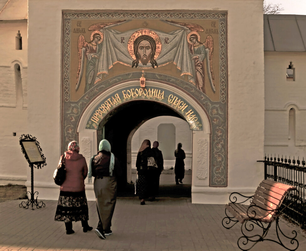Вход в Толгский монастырь - Нина Синица