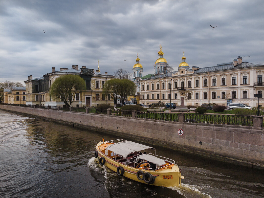 Купола Никольского Морского собора. - Олег Бабурин