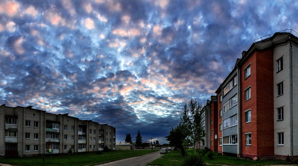 Необычное вечернее небо над Шумилино - Анатолий Клепешнёв