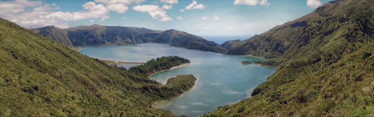 Лаго́а-ду-Фо́гу (порт. Lagoa do Fogo) - Elena Ророva