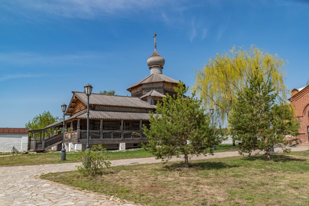 Троицкая церковь - Дмитрий Лупандин