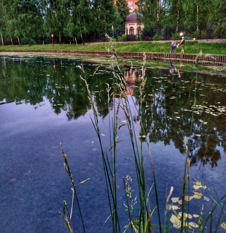 жара... вечер у воды - Валентина. .