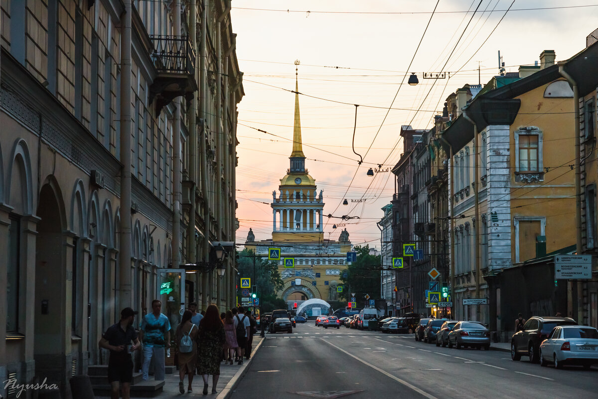 Прогулка по вечернему Санкт-Петербургу - Nyusha .