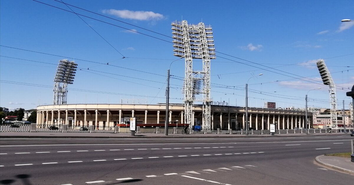 Стадион Петровский в Санкт-Петербурге - Митя Дмитрий Митя