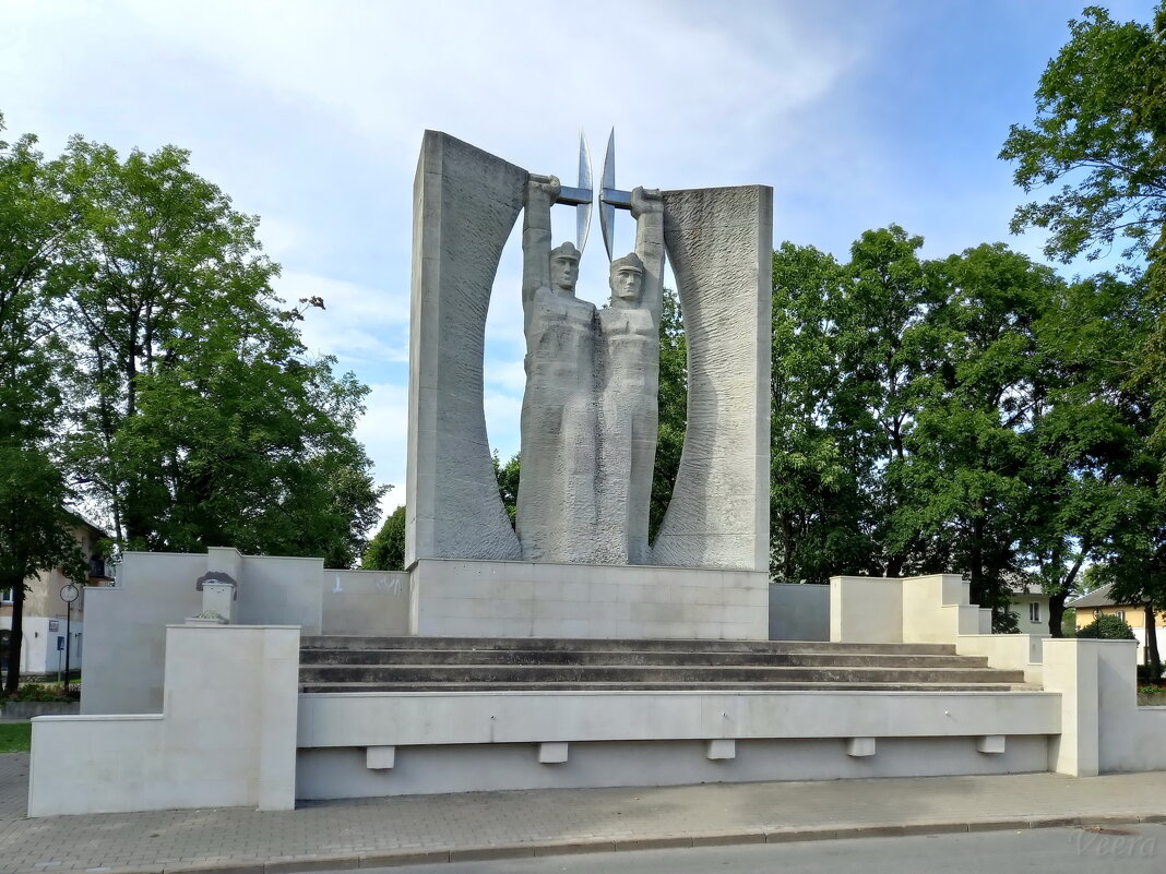 Монумент "Слава Труду" - veera v