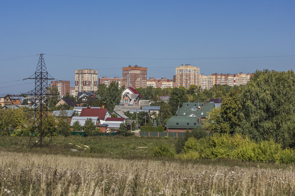 Контрасты новой Москвы. - Петр Беляков