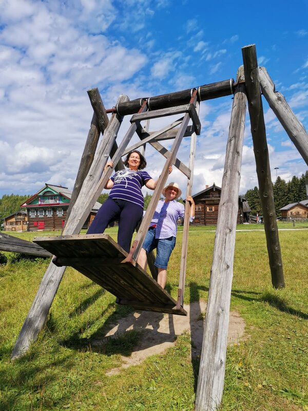 старые качели - ИРЭН@ .