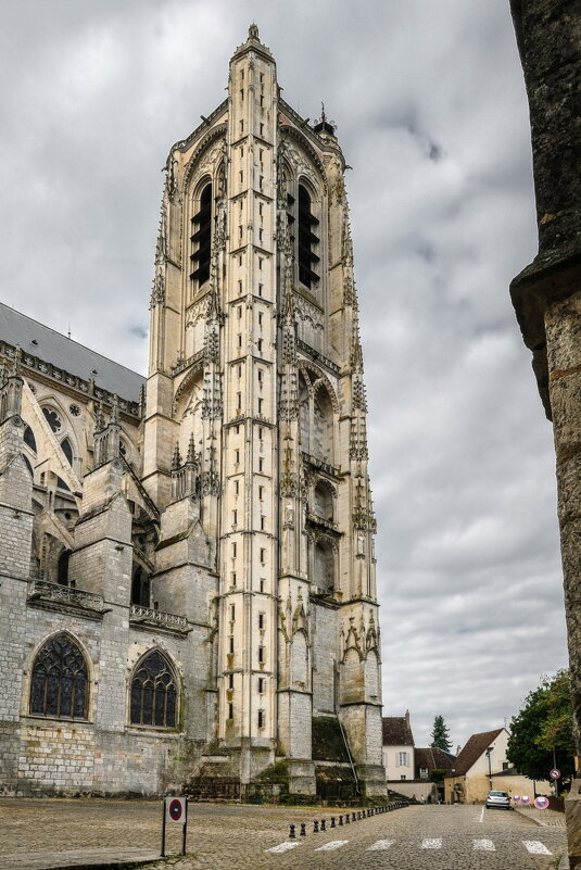 Колокольня собора Святого Етьена (Saint-Etienne)  (3) - Георгий А