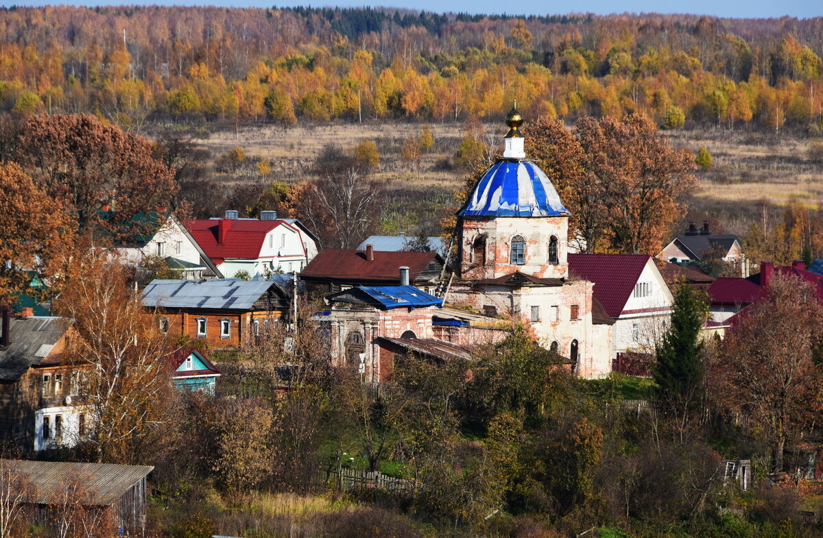 Тверская область, панорама города Кашин, вид на церковь Флора и Лавра с колокольни  собора - Galina Leskova