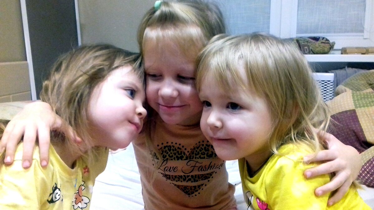 Три сестры - Елена 