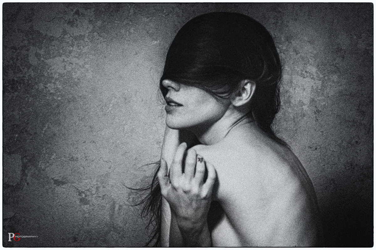 black and white portreat - Павел Генов