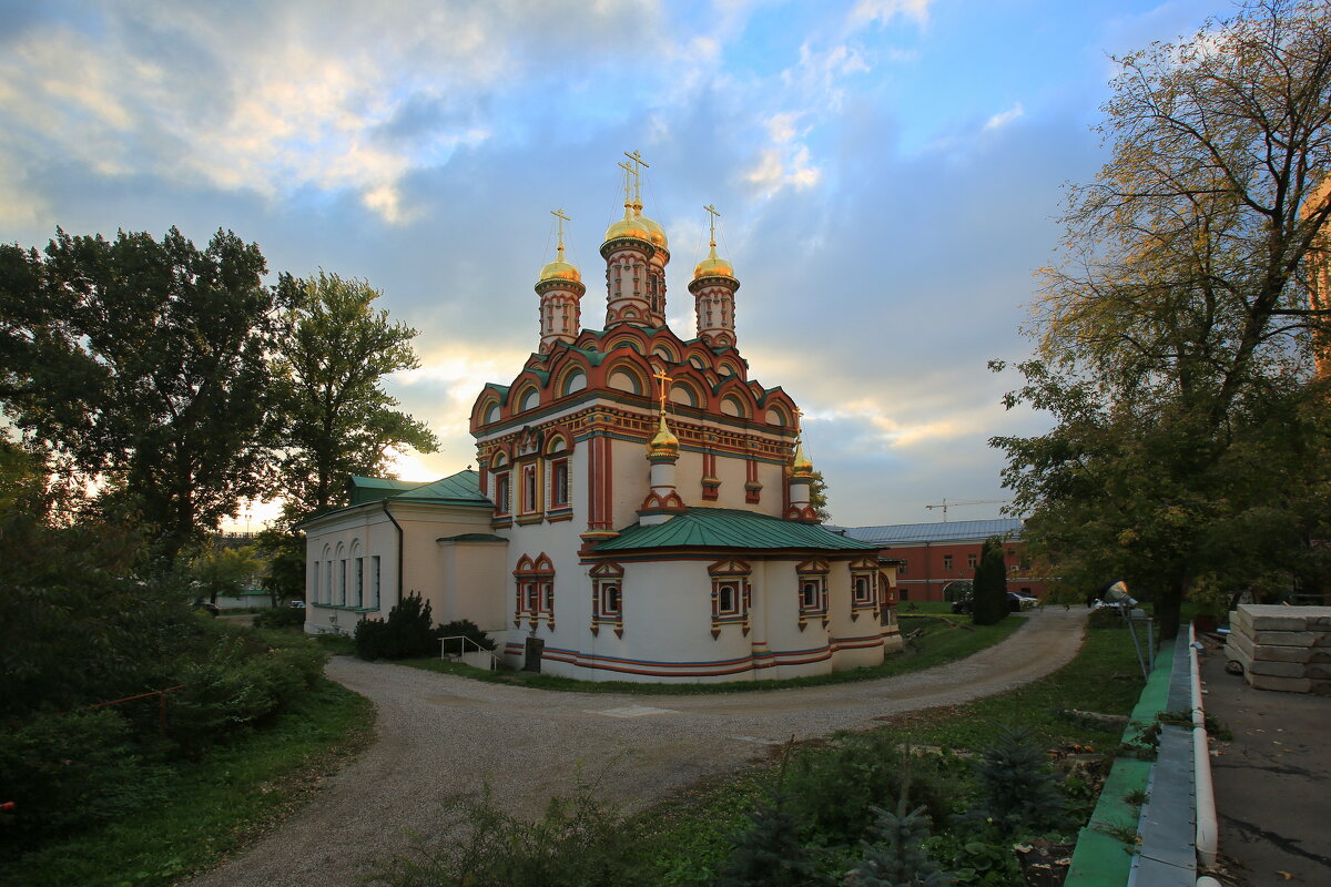 Церковь Николая Чудотворца на Берсеневке в Верхних Садовниках - Ninell Nikitina