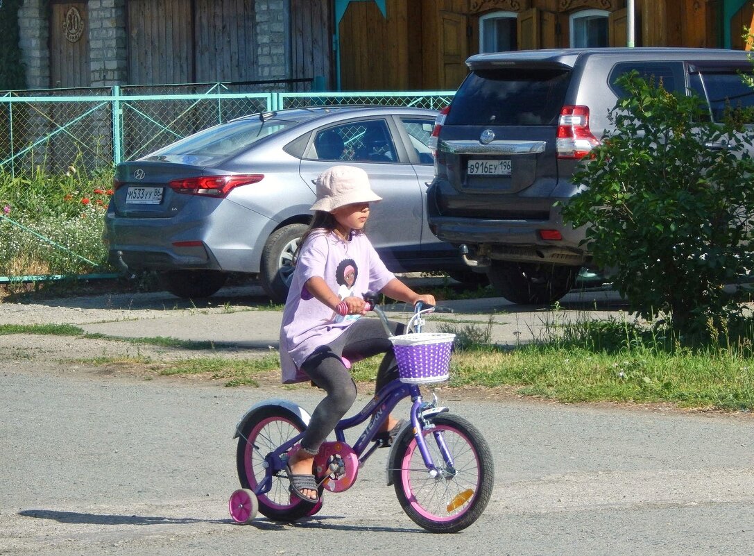 Я буду долго гнать велосипед! :) - Елена Хайдукова  ( Elena Fly )