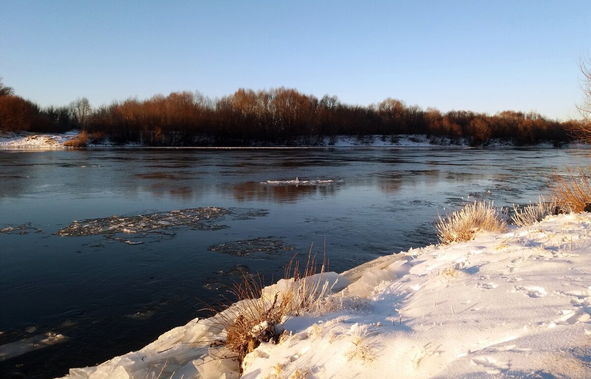 Первый лёд на реке - Galina Solovova