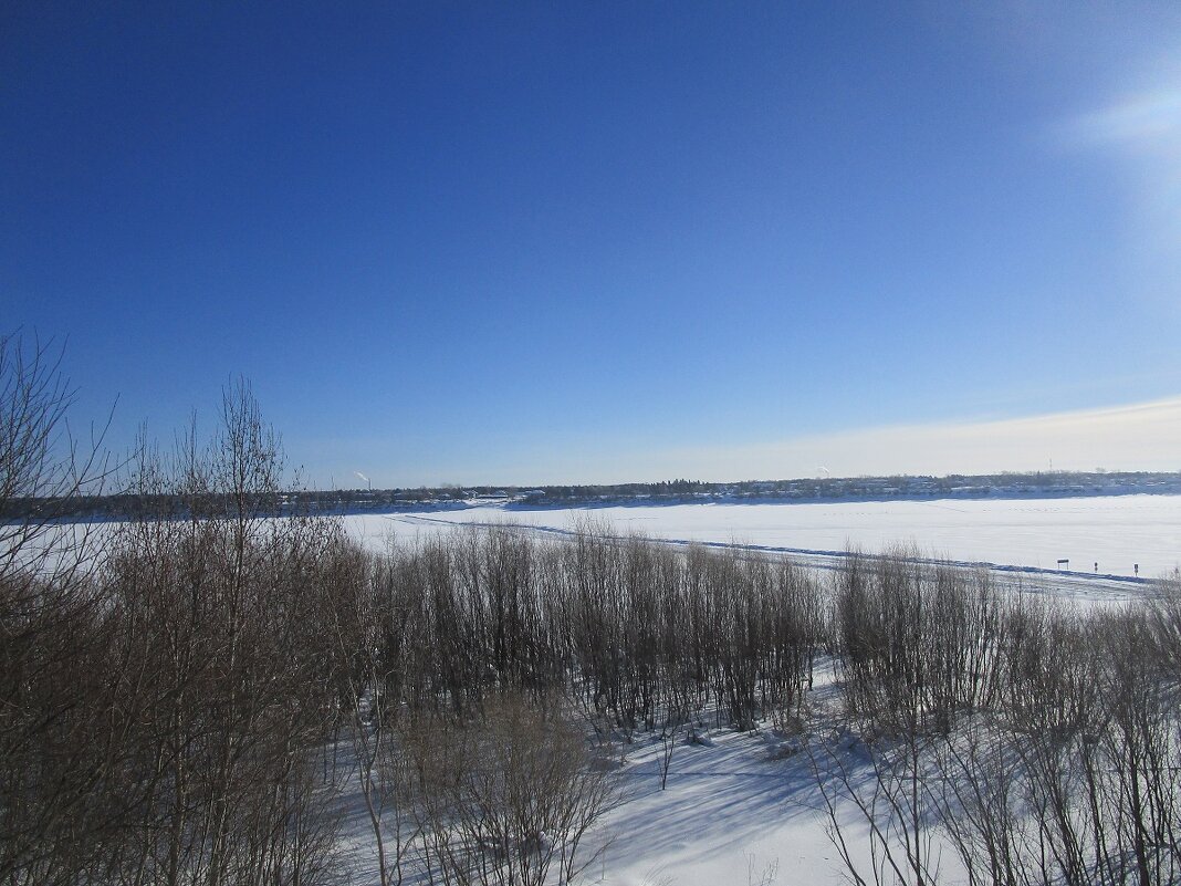 Ледовая переправа на реке Северная Двина. - ЛЮДМИЛА 