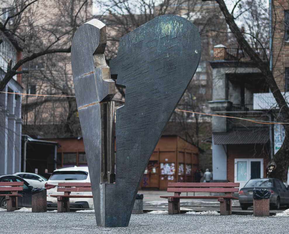 Киев. Памятник жертвам терора - Олег 