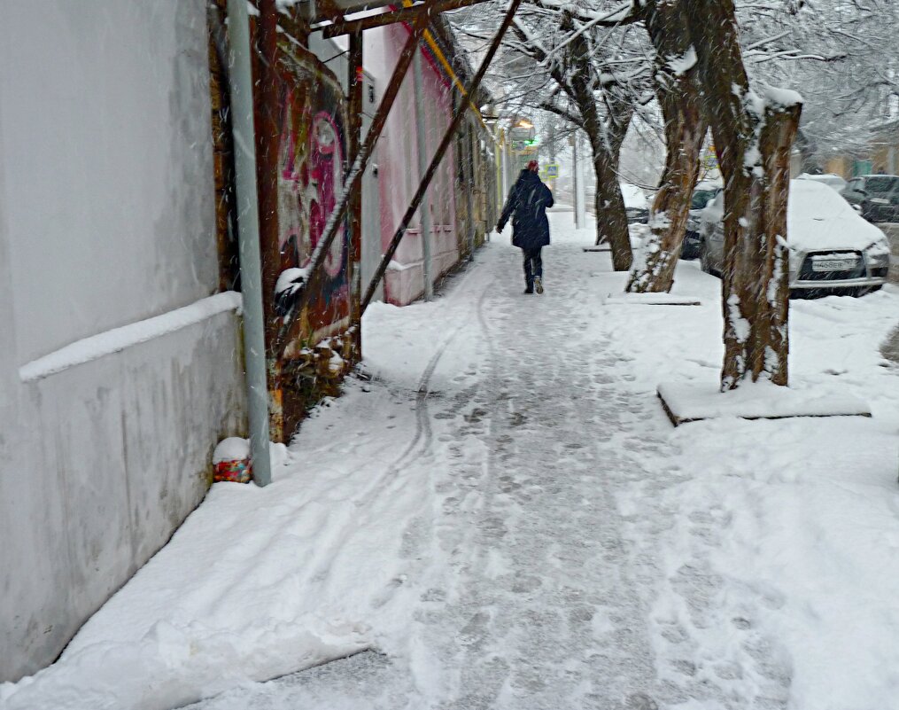 В  старом городе,ул  ЧЕХОВА - Валентин Семчишин