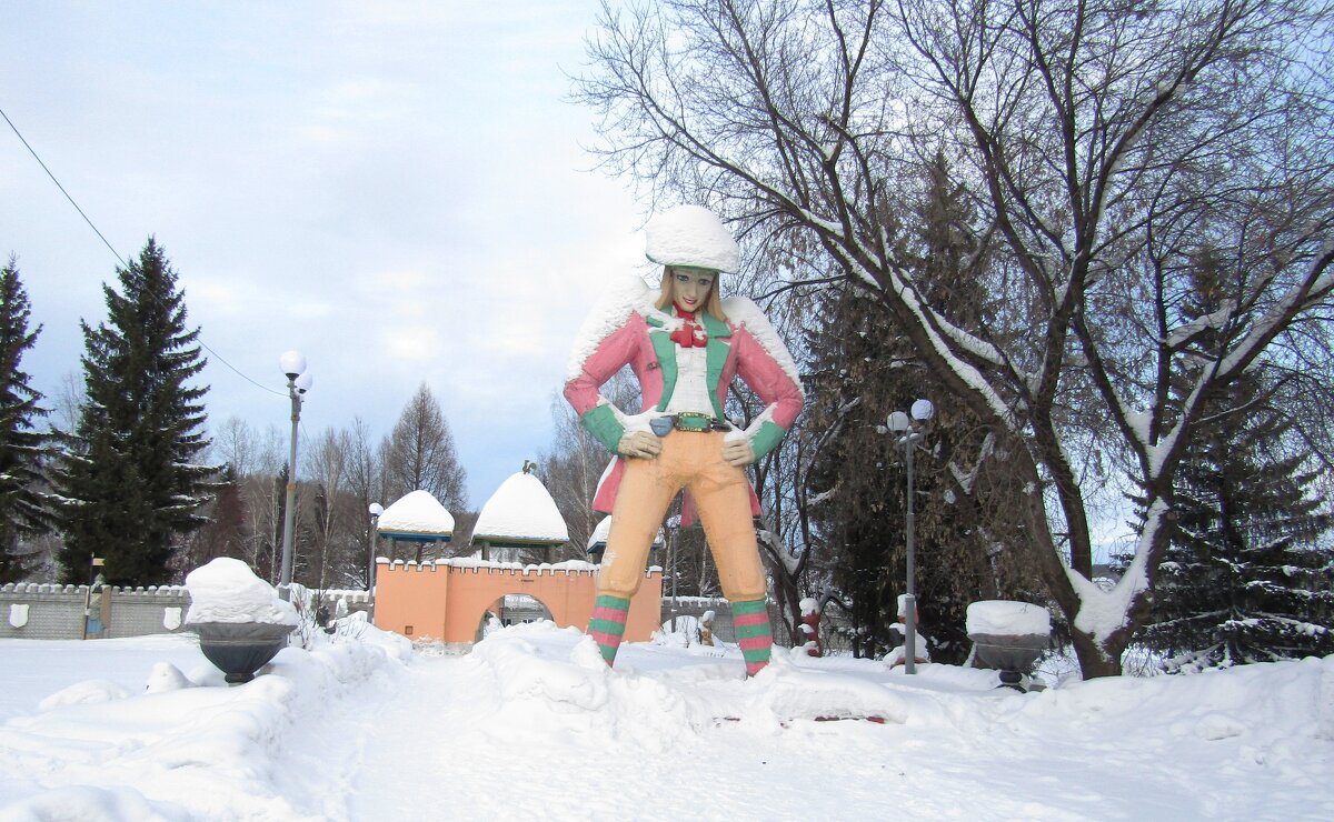 Скульптура Гулливера в городском парке - Galaelina ***