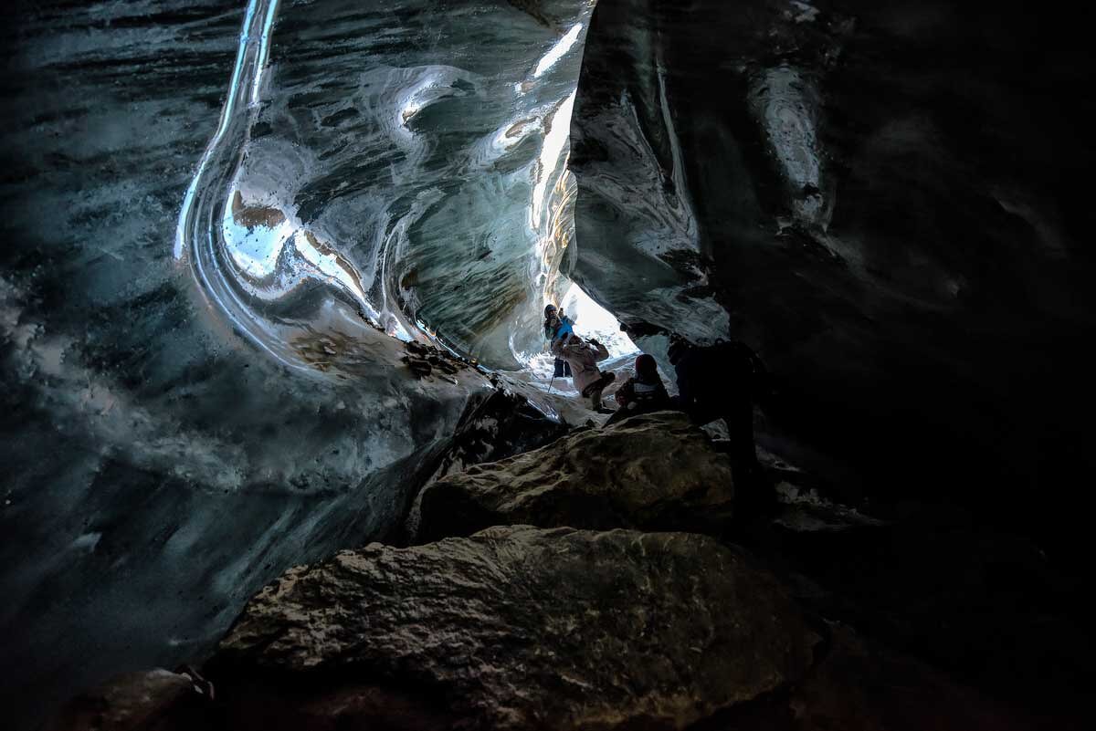 Ледяные пещеры - Владимир Амангалиев