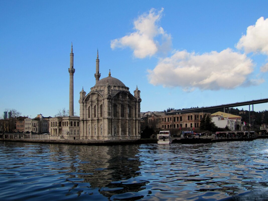 Босфорский мост и мечеть Ортакёй. - ИРЭН@ .