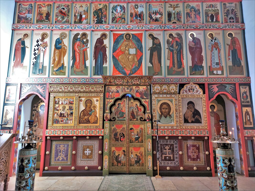 В Малом храме Донского монастыря. (фото с телефона) - Константин Анисимов