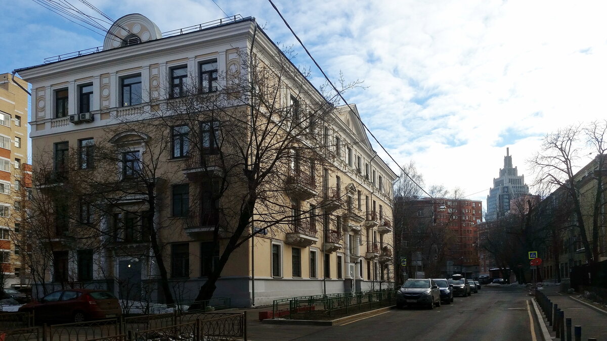 Городской пейзаж. 2-й Щемиловский переулок в Москве - Алла Захарова