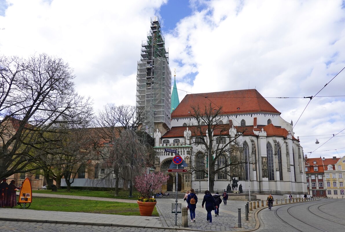 Augsburger Dom. Собор был освящён в 1065 году - Galina Dzubina