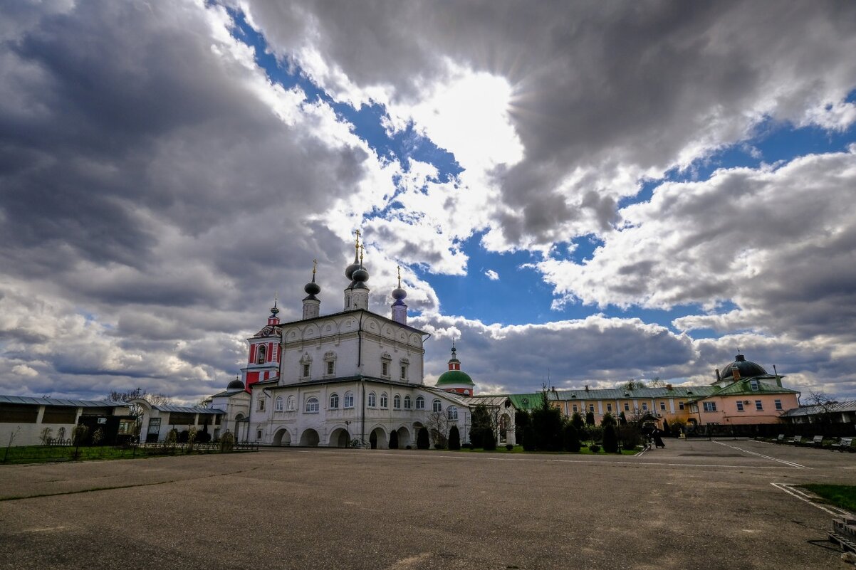 Белопесоцкий женский монастырь, общий вид - Георгий А